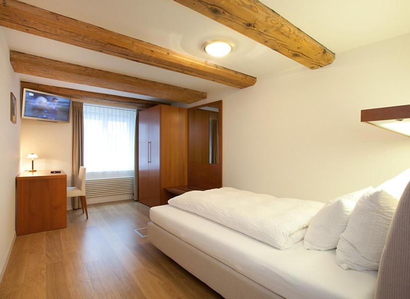 Hotel Taverne Zum Kreuz أولتن المظهر الخارجي الصورة